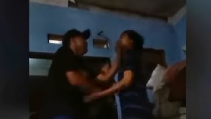 rekaman-video-dengan-narasi-anak-kepala-desa-menganiaya-warga-karena-tak-terima-dikritik-melalui-media-sosial-ramai-beredar-re-1745984379130_169