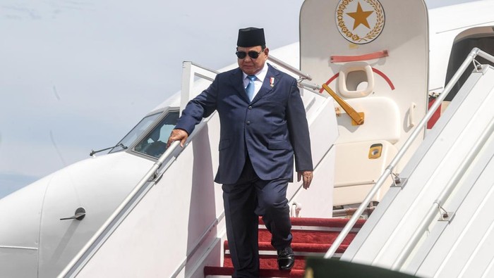 1747199365653-presiden-prabowo-tiba-di-brunei-untuk-terima-gelar-kehormatan-1747194933575_169