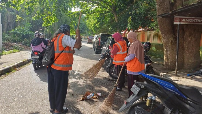 1752383380340-potret-jalanan-bersih-tanpa-sampah-usai-riau-bhayangkara-run-2025-dok-istimewa-1752379468497_169