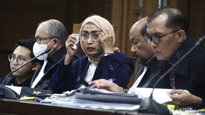 1753355241783-sidang-lanjutan-kasus-korupsi-mantan-dirut-asdp-1753352744585_169