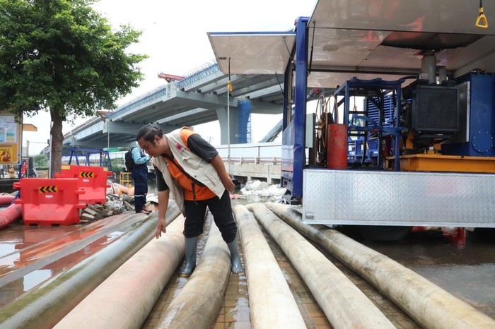 1761370528934-penanganan-banjir-di-semarang-dan-demak-1761361428788