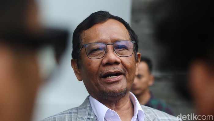 1761392213762-mahfud-md_169