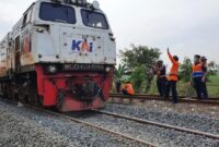 1761434486835-jalur-hilir-ka-antara-stasiun-kedunggedeh-stasiun-lemahabang-kab-bekasi-sudah-dapat-dilewati-oleh-semua-kereta-api_169