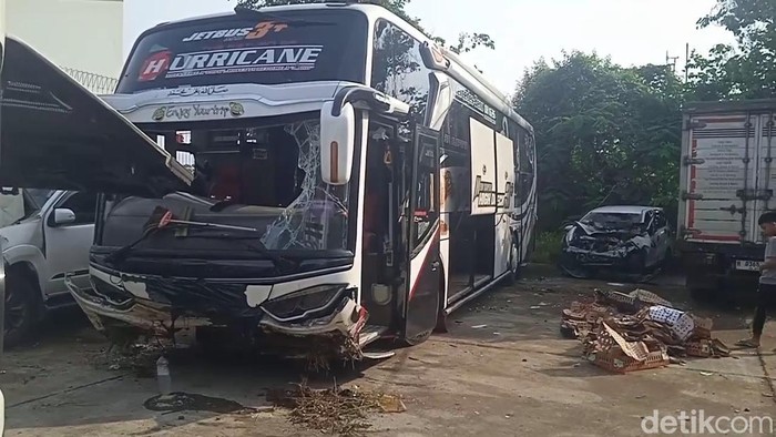 1761543947605-bus-po-haryanto-1761536846537_169