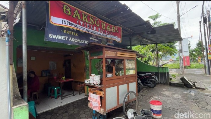 1761630476690-bakso-babi-di-ngestiharjo-kasihan-bantul-senin-27102025-1761576189573_169