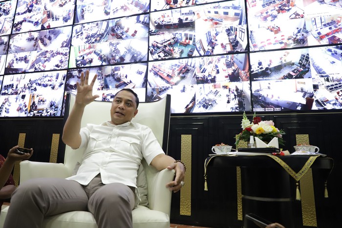 1761716753528-inovasi-dashboard-satu-data-antar-surabaya-jadi-kota-terbaik-versi-brin-1761713776433