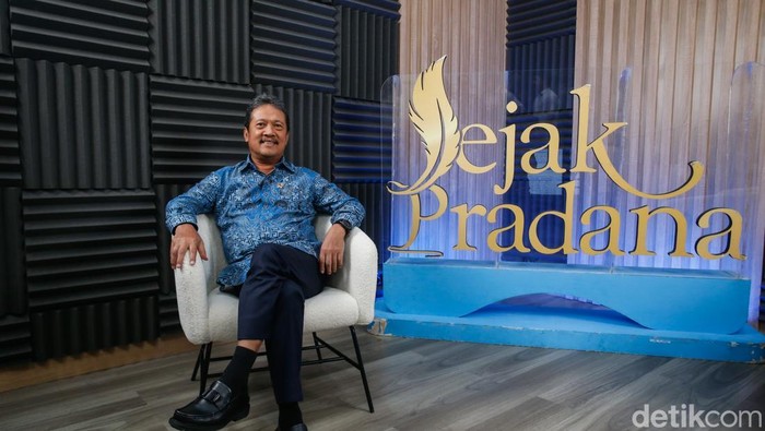 1761716817154-menteri-kkp-sakti-wahyu-trenggono-1761712146970_169