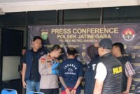 1761738190966-polisi-memeriksa-empat-orang-saksi-untuk-mengungkap-kronologi-utuh-pria-di-jaktim-menganiaya-rekannya-sendiri-hingga-tewas-ant-1761727262612_169