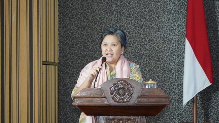 1761759726278-wakil-ketua-mpr-ri-lestari-moerdijat-1761654592023_169