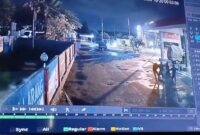 1761803154001-rekaman-cctv-penyerangan-petugas-spbu-di-sampang-1761752410719_169