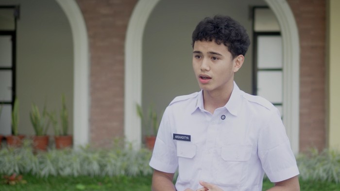 1761953223574-siswa-sma-kemala-taruna-bhayangkara-1761942953808_169