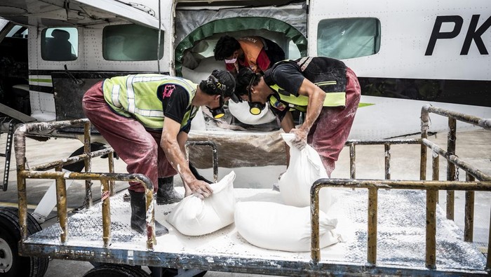 1762235034833-hujan-deras-melanda-bmkg-modifikasi-cuaca-1762160203290_169