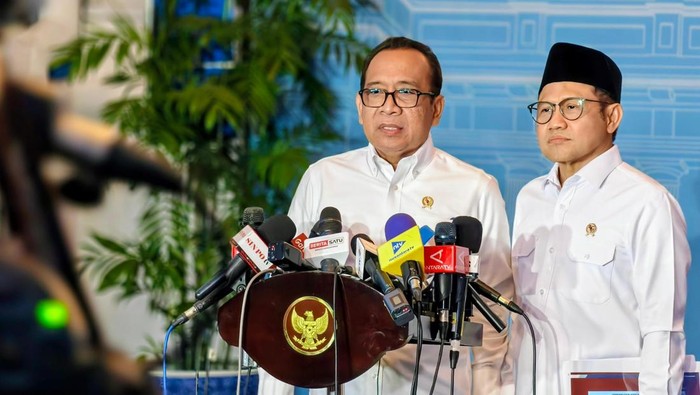 1762364446329-menteri-koordinator-bidang-pembangunan-manusia-dan-kebudayaan-menko-pmk-pratiknolaily-rachev-biro-pers-sekretariat-presiden-1762359075577_169