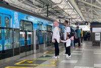 1762364515685-pemprov-dki-menerapkan-tarif-khusus-rp-1-untuk-penumpang-mrt-lrt-dan-transjakarta-dalam-rangka-hut-ke-79-tni-masyarakat-senang-2_43