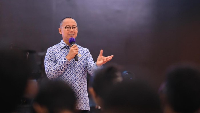 1762451097003-wakil-ketua-mpr-eddy-soeparno-1762437445982_169