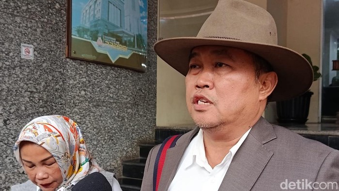 1762471335652-boyamin-saiman-1758100127267_169