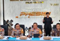 1762494624845-konferensi-pers-polda-metro-jaya-soal-kasus-tuduhan-ijazah-palsu-jokowi-1762487376388_169
