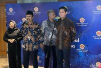 1762515841524-mensos-gus-ipul-dan-budi-djiwandono-1762512627344_169