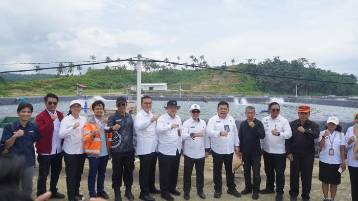 1762580392675-kepala-biro-kabiro-bmn-jayanta-surbakti-mengunjungi-dan-memantau-aset-kemenimipas-di-pulau-nusakambangan-selasa-29102025-1762575148776_169