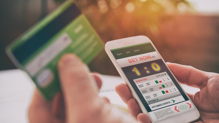 1762644198067-ilustrasi-judi-online-1756890235842_169