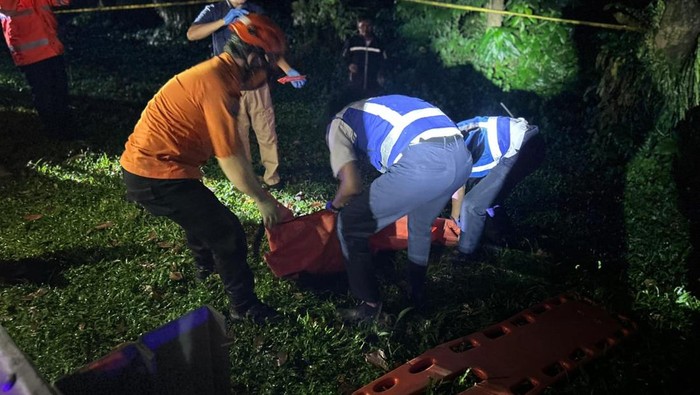 1762903339668-mayat-pria-tanpa-identitas-ditemukan-di-semak-semak-km-30-tol-jagorawi-dokbpbd-bogor-1762782781956_169