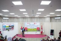 1763248927709-duta-besar-republik-indonesia-zuhairi-misrawi-untuk-tunisia-saat-menggelar-kuliah-umum-tentang-diplomasi-persahabatan-indonesi-1763230004859_169