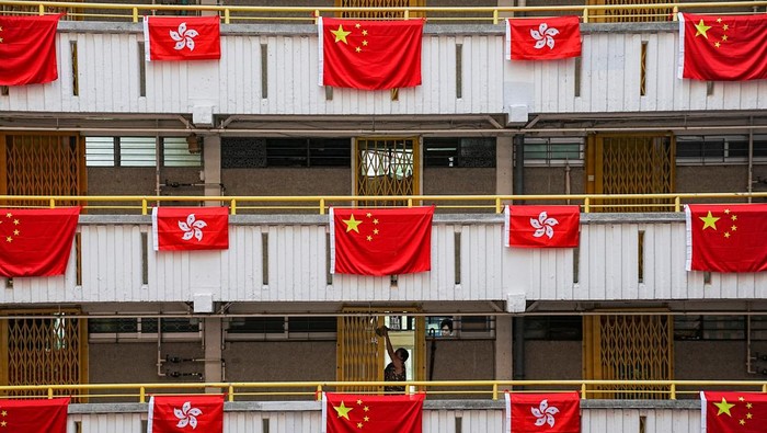 1763293127736-hongkong-security-1_169