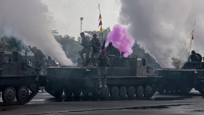 1763314672081-peringatan-hut-ke-80-marinir-akan-dihadiri-panglima-tni-besok-1763302514530_169