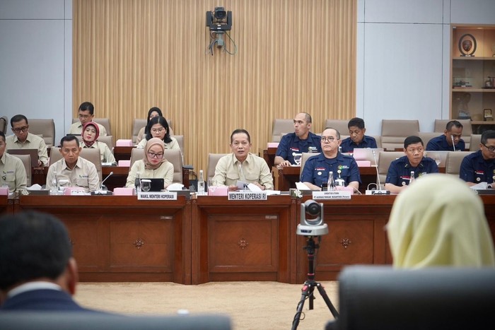 1763485559454-kemenkop-1763475955548