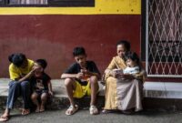 1763528783725-posko-pengungsian-bencana-tanah-longsor-banjarnegara-1763506524462_169