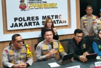 1764003951128-jumpa-pers-kasus-pembunuhan-alvaro-kurniawandetikcom-1763989687143_169