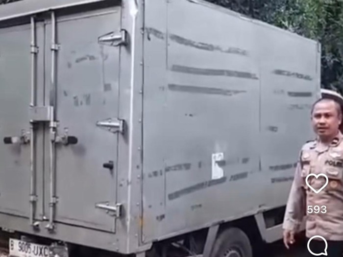 1764047188161-mobil-boks-hilang-di-bogor-1764045950048_43