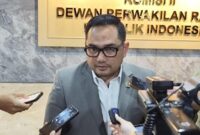 1764068773228-ketua-komisi-ii-dpr-ri-rifqinizamy-karsayuda-1751266683858_169