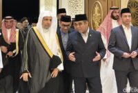 1764176807085-ahmad-muzani-diterima-syekh-muhammad-bin-abdul-karim-al-issa-di-kantor-liga-muslim-dunia-isal-mawardidetikcom-1764168469036_169