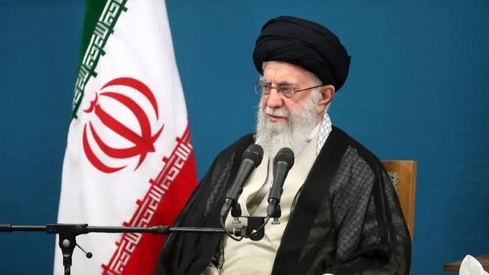 1764220014112-ayatollah-ali-khamenei_169