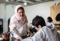 1764241596029-ilustrasi-guru-madrasah_169