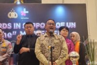 1764263174530-komisioner-kompolnas-choirul-anam-1764262849456_169