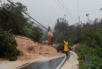 1764263181790-kondisi-tiang-pln-tumbang-imbas-longsor-di-tapteng-sibolga-dok-pln-uid-sumut-1764075994881_169