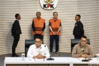 1764608809871-kpk-tahan-2-tersangka-kasus-proyek-jalur-kereta-di-wilayah-medan-kurniawandetikcom-1764596231426_169