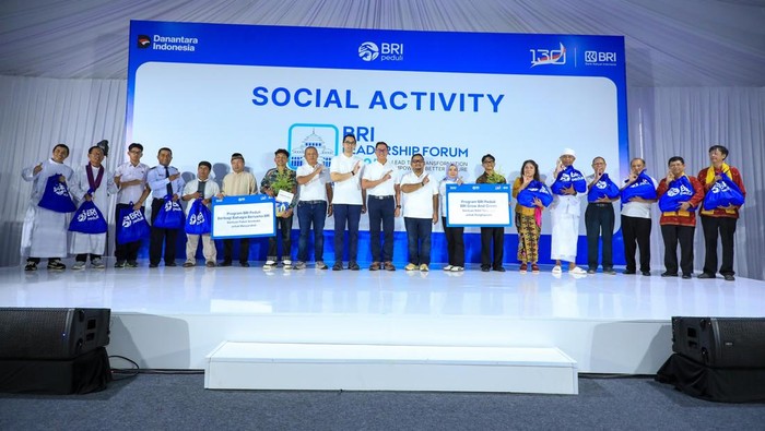 1764997587969-bri-ajak-masyarakat-peduli-lingkungan-lewat-bri-menanamgrow-green-1764996901974_169