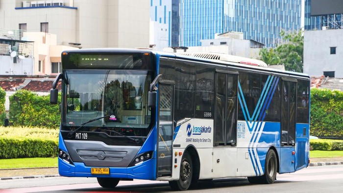1764997589730-ilustrasi-transjakarta-1745903314872_169