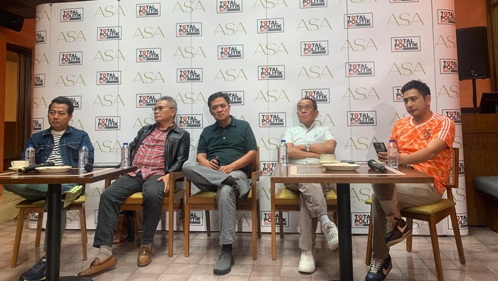 1765019168079-diskusi-total-politik-bertema-gejolak-jelang-2026-dampak-politik-pisau-hukum-prabowo-di-asa-menteng-jakarta-pusat-sabtu-612202-1765014369220_169