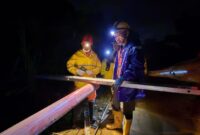 1765299950551-pln-kerja-nonstop-24-jam-pulihkan-listrik-sumut-pasca-banjir-1765253146876_169