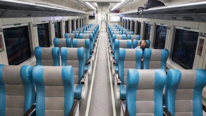 1765343205821-ilustrasi-kereta-api_169