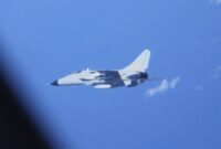 1765364764790-jet-tempur-china-terdeteksi-terbang-terlalu-dekat-dengan-pesawat-pengumpul-intelijen-jepang-1752228625303_169