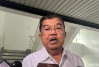 1765364776920-ketua-pmi-jusuf-kalla-1765360830405_169