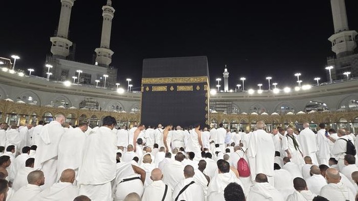 1765451168974-ilustrasi-ibadah-haji-1747884284412_169