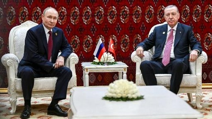 1765559169743-erdogan-bertemu-putin-afpkristina-kormilitsyna-1765552817720_169