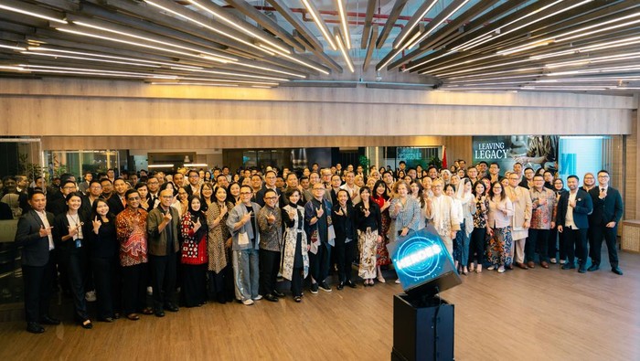 1765559172515-injourney-dinobatkan-jadi-indonesia-best-companies-in-creating-leader-2025-1765550756368_169