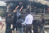 1765602355538-54-warga-negara-indonesia-wni-yang-terjaring-operasi-di-markas-scamming-atau-penipuan-di-perbatasan-myanmar-thailand-1765532464444_169